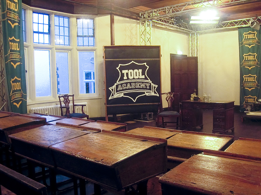 DALIA GELLERT / TV ENTERTAINMENT / PRODUCTION DESIGNER FOR TOOL ACADEMY: SERIES 2