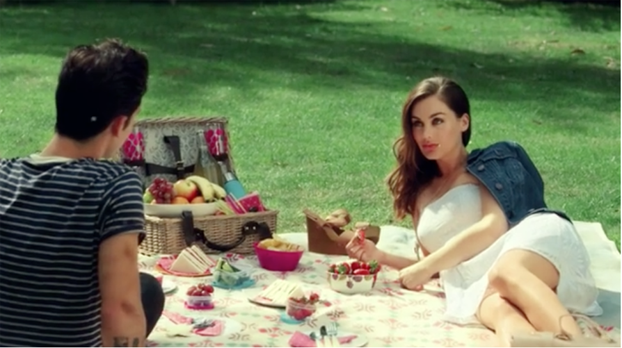 DALIA GELLERT / COMMERCIALS / ART DIRECTOR  FOR VERY.CO.UK: IDENTS